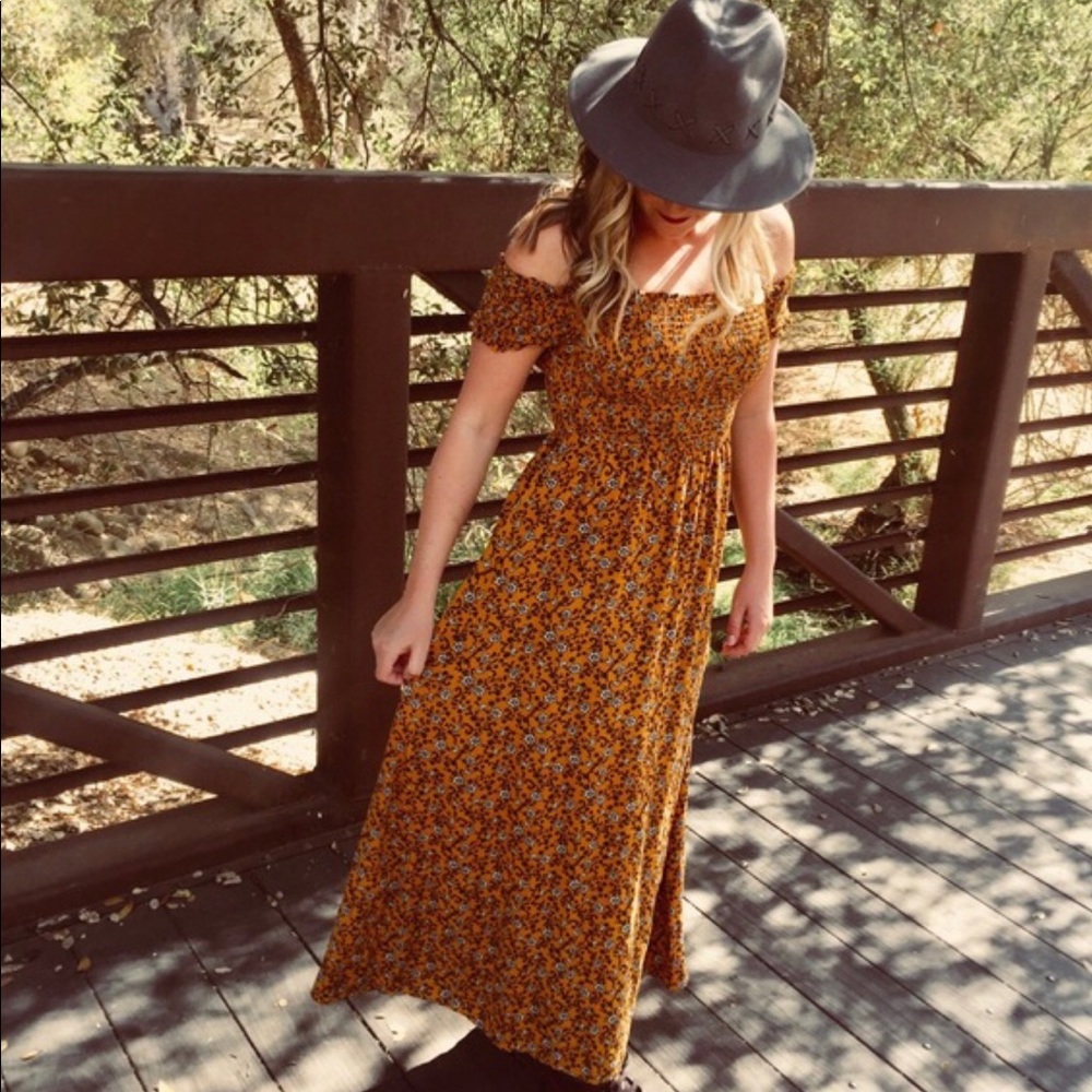 Magnolia Skye Mustard Floral 💐